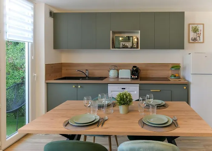 L'olivier - Centre - Balcon - Parking 200 M Tarbes