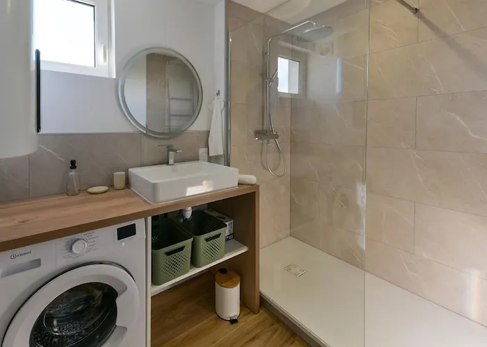 L'olivier - Centre - Balcon - Parking 200 M * Tarbes