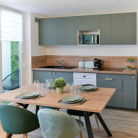 L'olivier - Centre - Balcon - Parking 200 M Daire